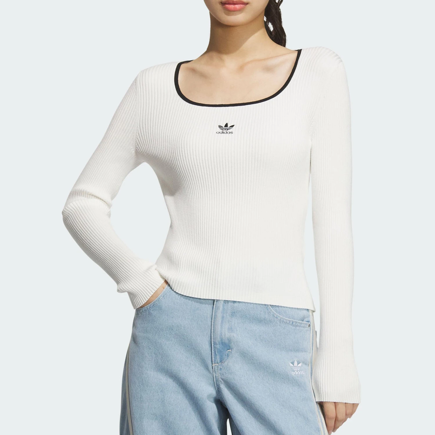 

Adidas Official Genuine Originals Women's Warm Simple Knit Outdoor T-shirt JM8055