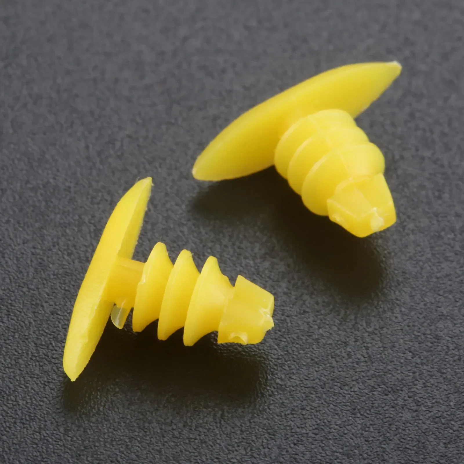 200Pcs Replace Screws Universal Auto Fasteners 5.4mm Hole Weatherstrip Retainer Plastic Rivets Clip For Mazda Honda Toyota BMW