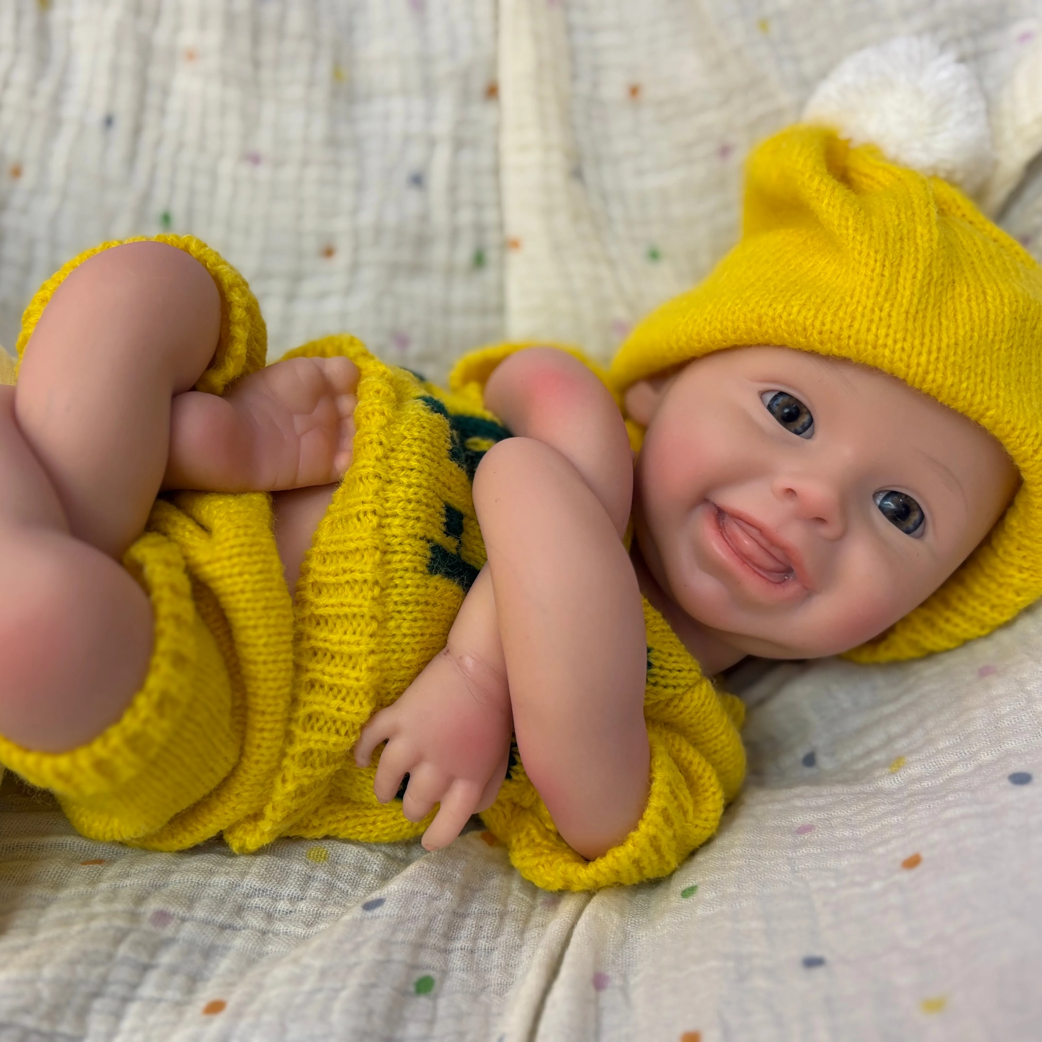 Nieuwe 13-inch volledig siliconen baby knappe Reborn Girl-pop, zeer zacht en heeft een levensechte huid, is een goede keuze voor kindercadeau