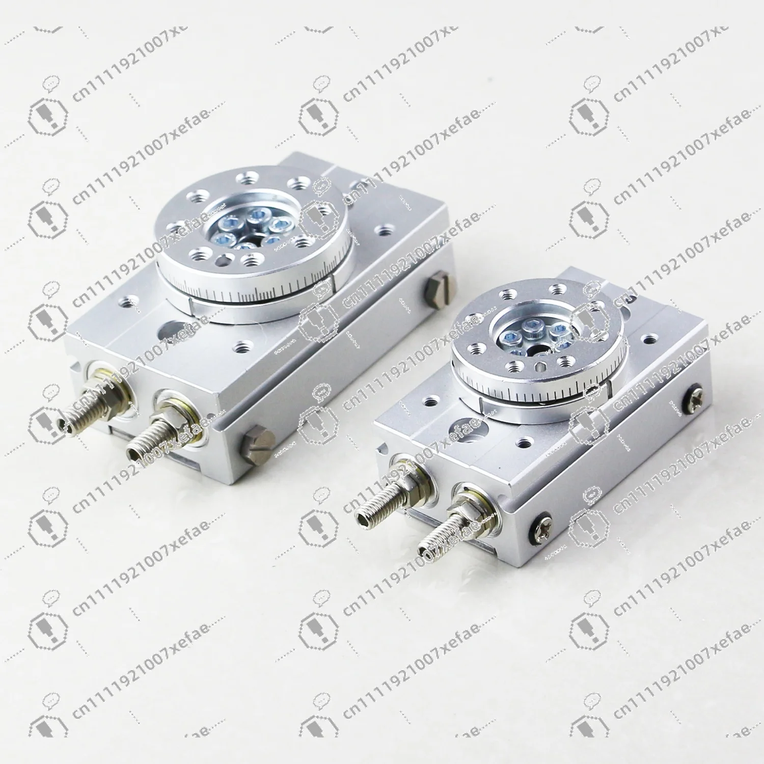 

Пневматический поворотный цилиндр 10 20 30 50 70 100 с углом поворота 90/180 градусов, цельный пневматический привод. Категория продукта: Цилиндры.