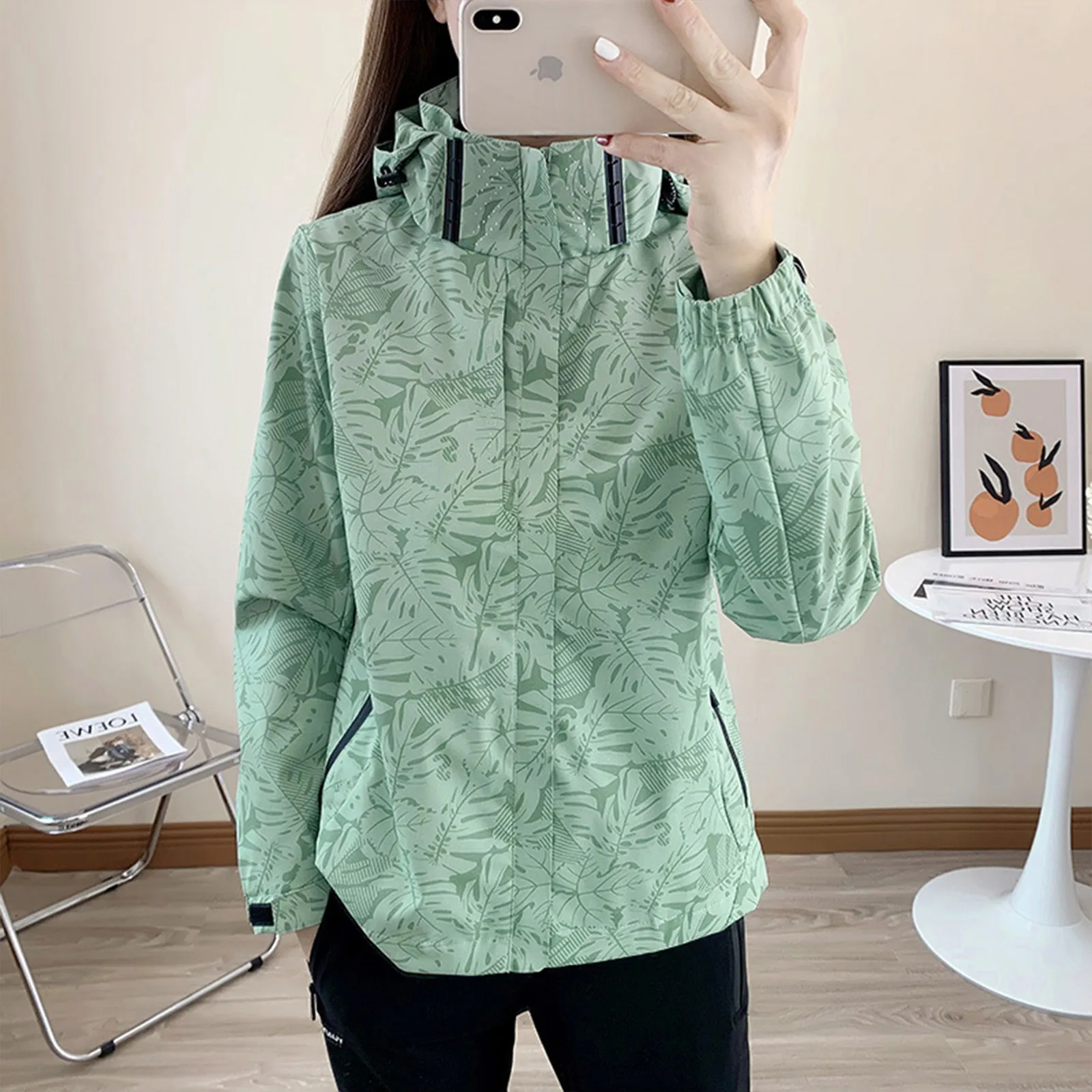 Elegant Print Windbreaker Women Stylish Green Leaf Print Hooded Jacket With Zipper Pockets For Outdoor Hiking Sports Ladies Coat