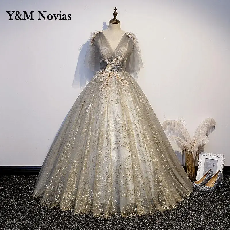 

Y&M Novias Индивидуальное блестящее бальное платье с V-образным вырезом Платье Quinceanera Платье для выпускного вечера Длина пола Плюс Размер Vestido De 15 Anos De Debutante
