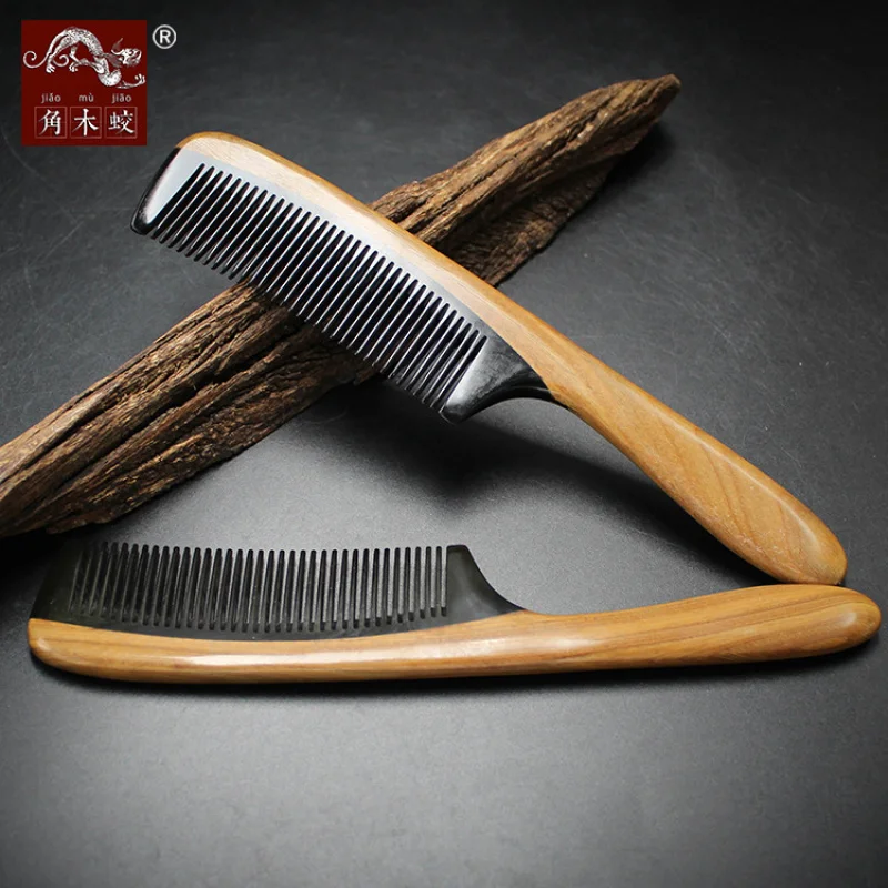 

Green sandalwood and buffalo horn comb with round handle for hair styling, home use