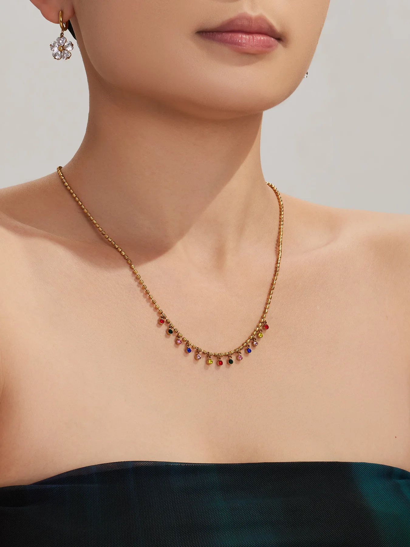 316L Edelstahl-Halskette mit Bunten Zirkonia-Perlen, Wasserfest, Schick, Makronen-Design, Geometrisch, Personalisierbar, Vielseitiger Damenschmuck – Detail 2