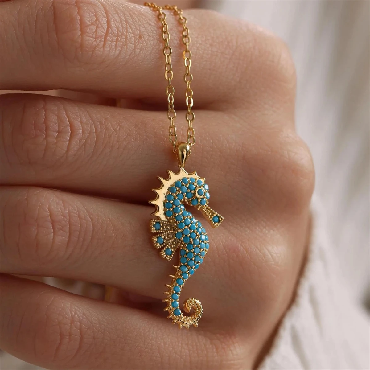 

Seahorse Pendant Necklace | 18K Gold Plated Stainless Steel with Zircon Inlay, Jewelry for Women