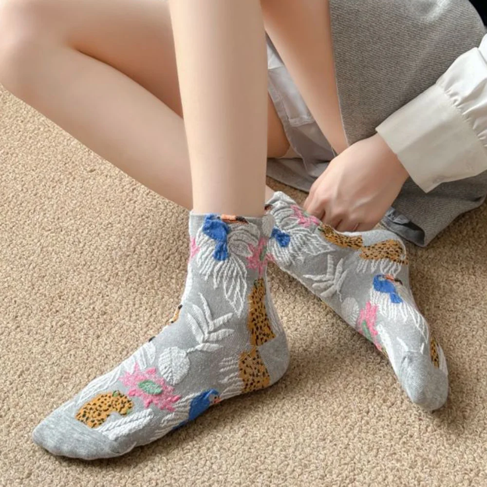 5 Pair Soft Casual Lady Socks Personality Street Style Women Socks Set Cartoon Animal Autumn Winter Fashion Flowers Home Socks