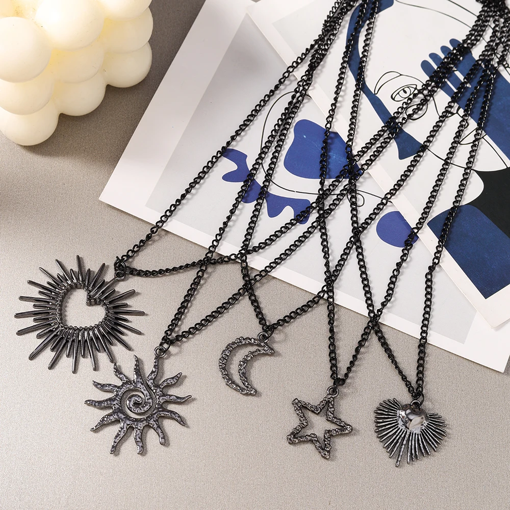 Aihua Hip-Hop-Halskette mit Herz-Sonnen-Stern-Anhänger in Gunmetal-Schwarz für Damen und Herren, Punk-Halskette mit schwarzem Seil, Choker, Halsschmuck, Geschenke – Detail 1