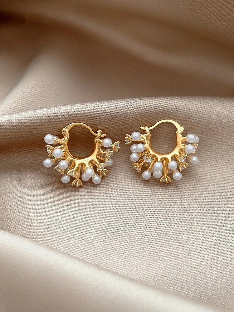 elegant-pearl-zirconia-design-stud-earrings-for-women-classy-key-fashion-jewelry-premium-feel-pearl-studs-classy-key-2026438
