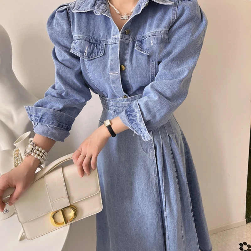 Conjunto de Moda Fena com Csa Jeans de Manga Longa com Gola Retro Chic de Verão e Saia Midi Justa de Cintura Alta em A...