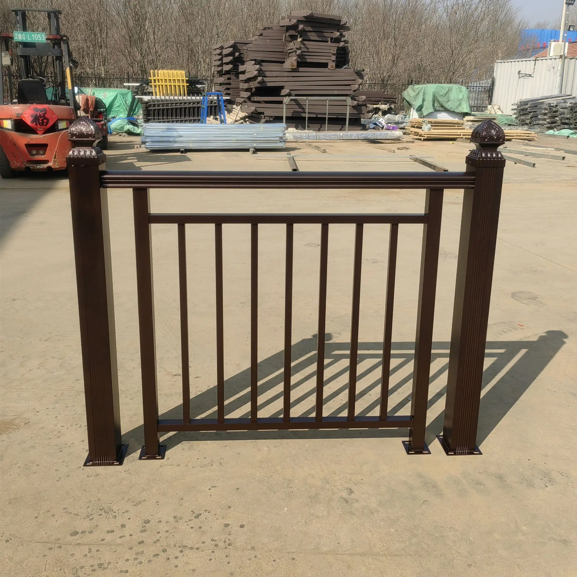 Aluminum art balcony guardrail manufacturers processing aluminum alloy guardrail villa community courtyard wall fence isolation