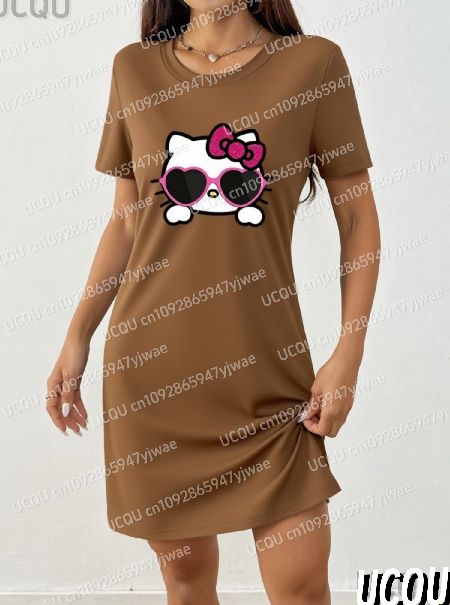 Letnia sukienka damska T-shirt 2025, luźna, codzienna, z nadrukiem HELLO KITTY, dekolt okrągły, damska sukienka z krótkim rękawem, odzież damska