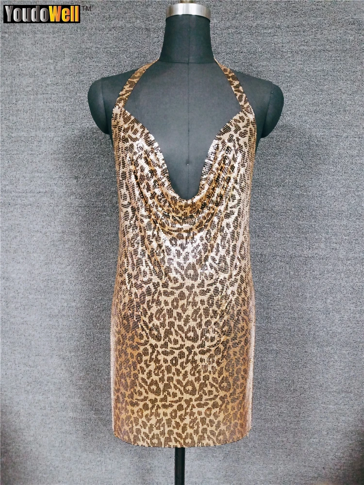 Imagem -02 - Mini Vestido de Fenda Brilhante com Lantejoula de Metal e Padrão Leopardo Vestido Sexy sem Encosto Recepção Boate Carnaval Novo 2023