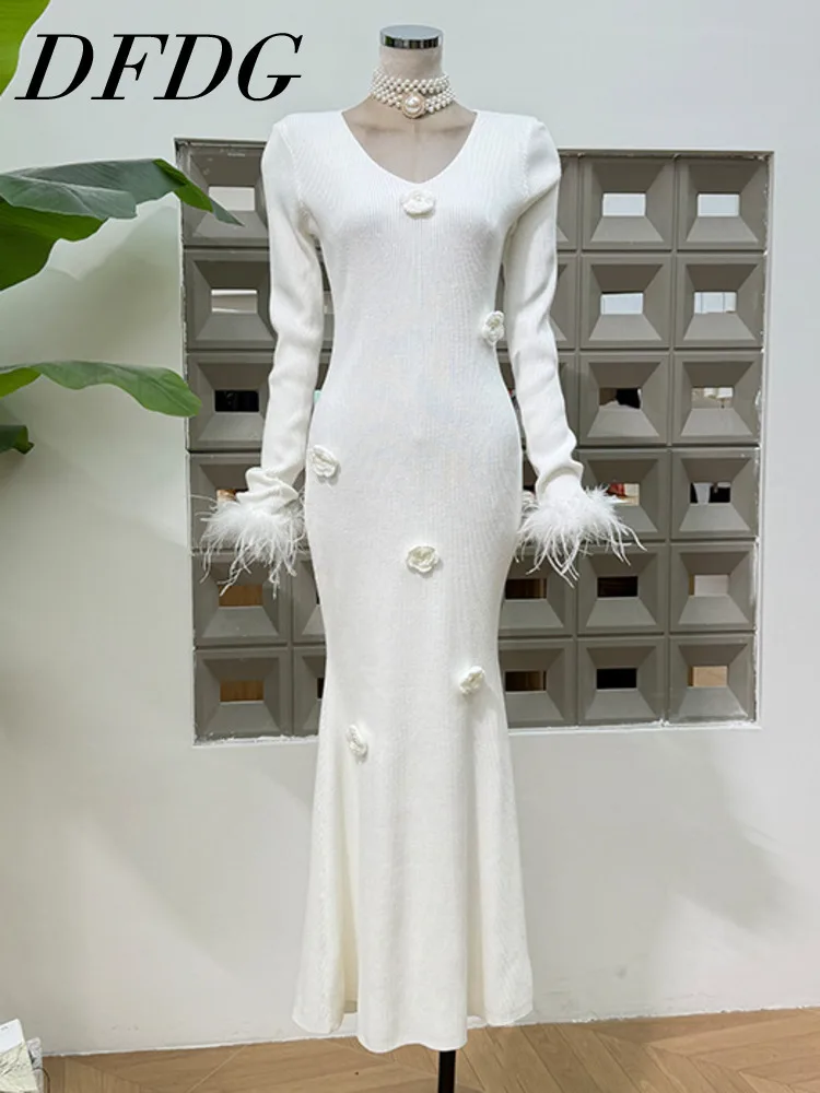 

DFDG 2025 Women's Sexy V-Neck Ostrich Feather Bodycon Dress Long Sleeve Mermaid Knit Sweaterdress Fit Designer Fall Spring Dress