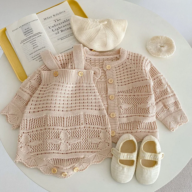 Infant Baby Girls Long Sleeves Solid Color Hollow Out Knit Cardigan Coat + Rompers Clothing Set Kids Baby Girls Children\'s Suit