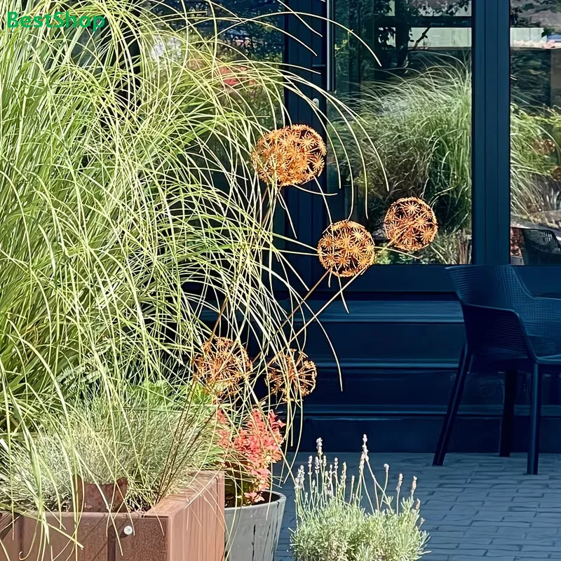 〔Liy〕Rusty Metal Dandelion Garden Stakes– Metal Allium Flower Yard Art, Outdoor Decorative Garden Stakes for Patio & Lawn