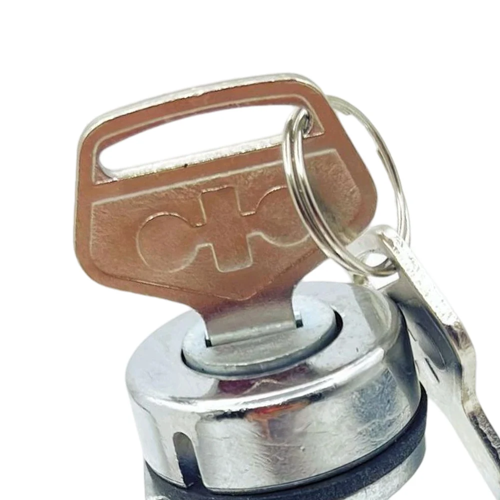 1 pz Interruttore di Accensione Con 2 Chiavi 08086-10000 Per Escavatori Kubota PC200-1235 Trattore Accensione Giardino Accessori Per Utensili Elettrici