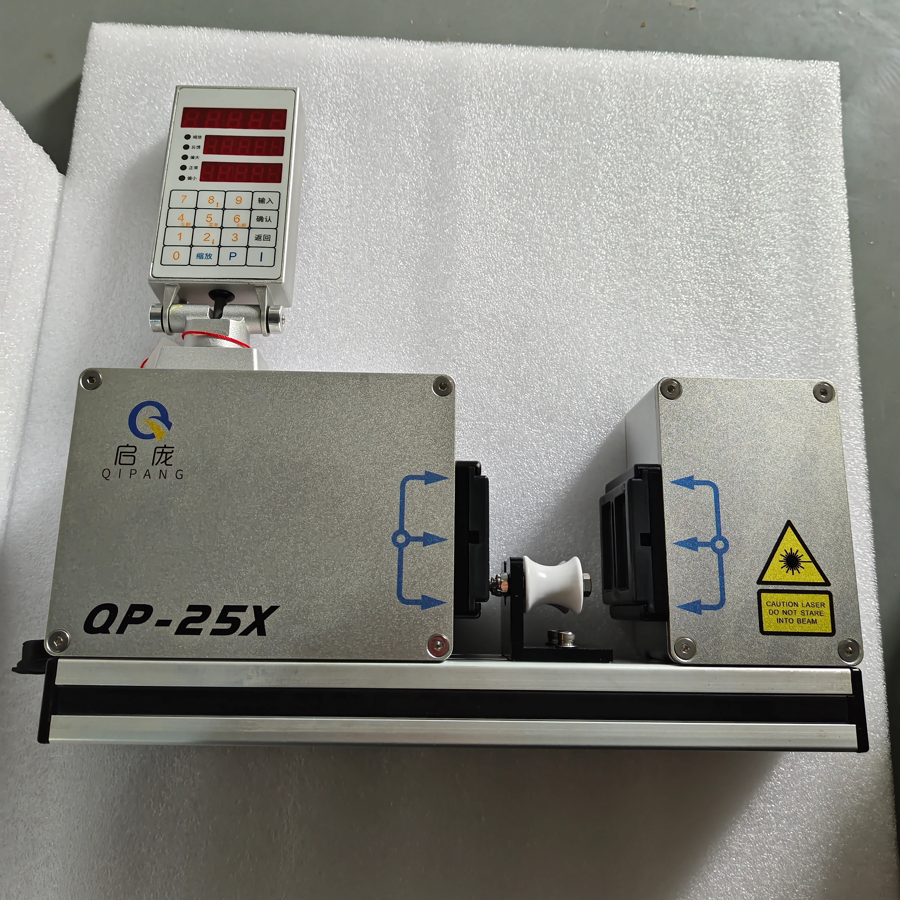 

QP-25A 0.1-25mm High speed Single Phase Laser Caliper Digital Measuring Laser Micrometer Laser Diameter Gauge