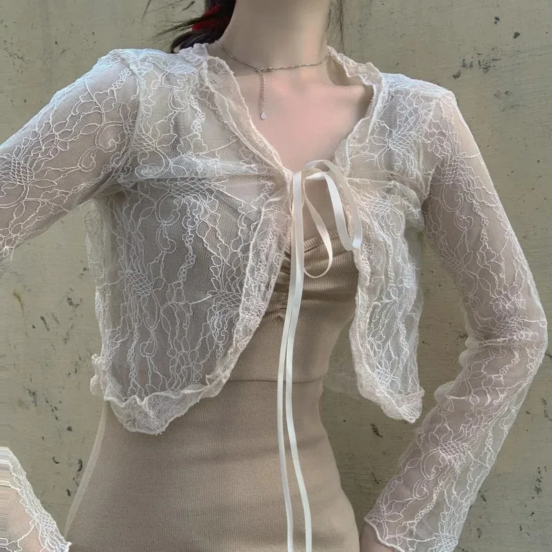 2022 New Fashion Sexy V-neck Temperament Y2k Top Lace Shirt Spring and Autumn Lace Side Straps Slim Sunscreen Cardigan T-shirt