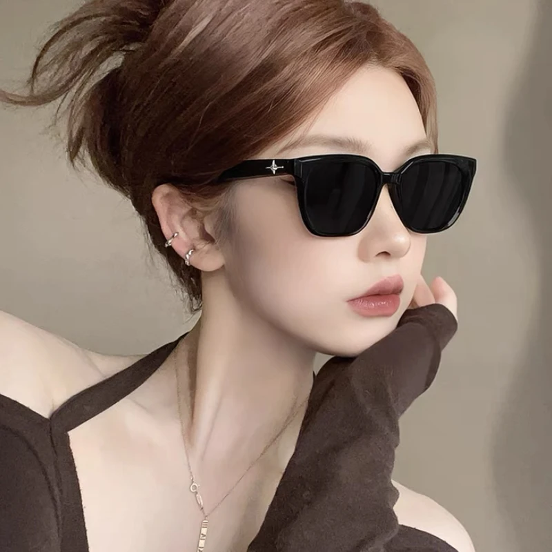 Fashion Small Square Sunglasses New Women Men Brand Sun Glasses Retro Trending Female Shades UV400 Eyewear