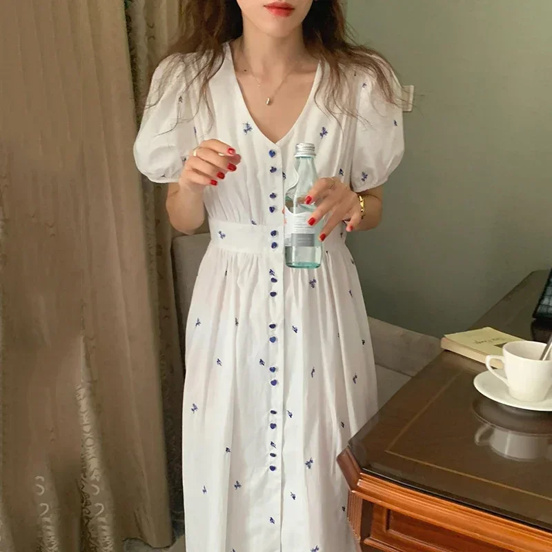 Korejpaa Women Dress Korean Fashion Elegant V-neck Button Embroidered Flowers Collect Waist Bubble Sleeves Long Vestidos