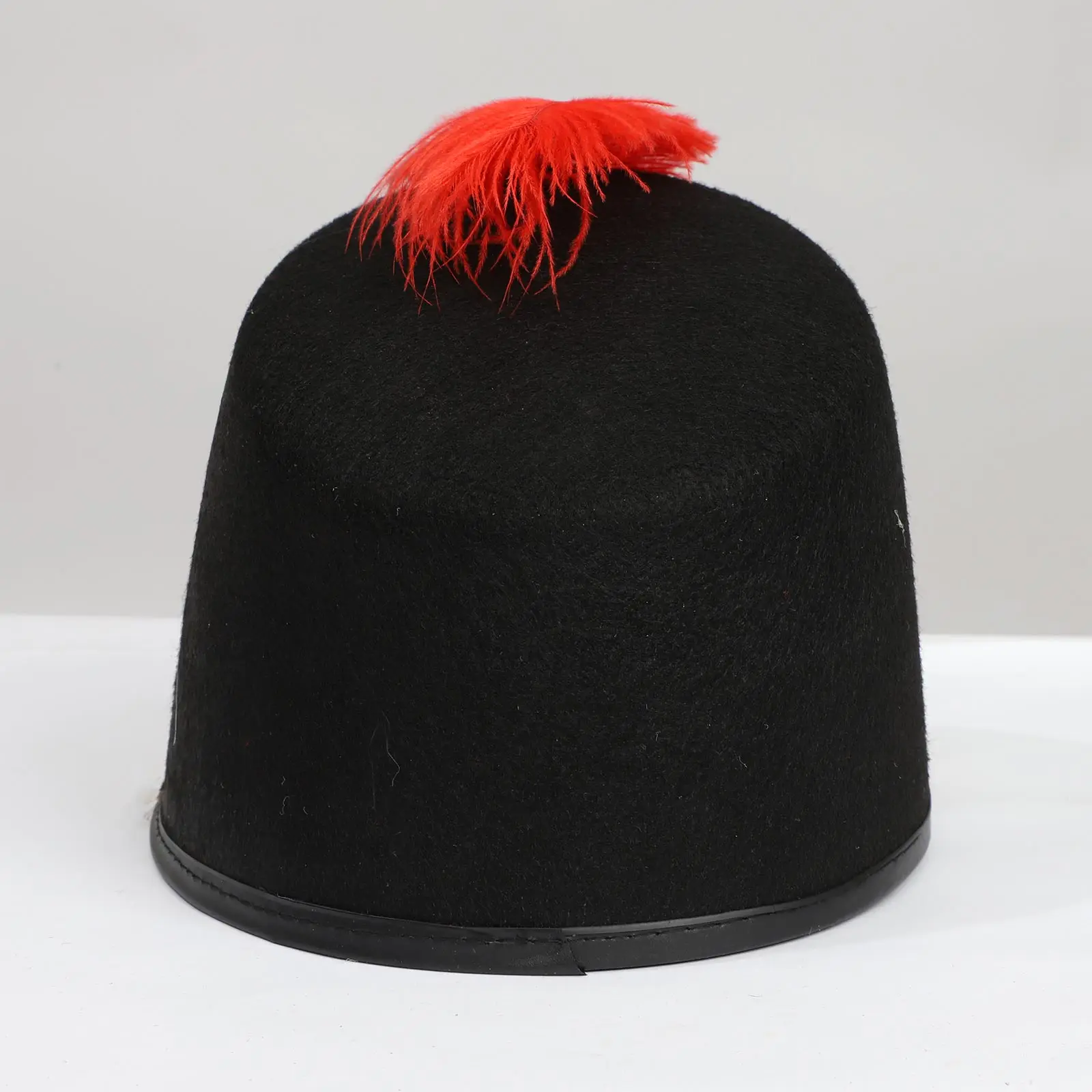 

Knight Costume Hat Stage Performance Cosplay Hats Drum Team Hat Soldier Band Cap with Tassel Epaulet Shoulder Boards Accessorie