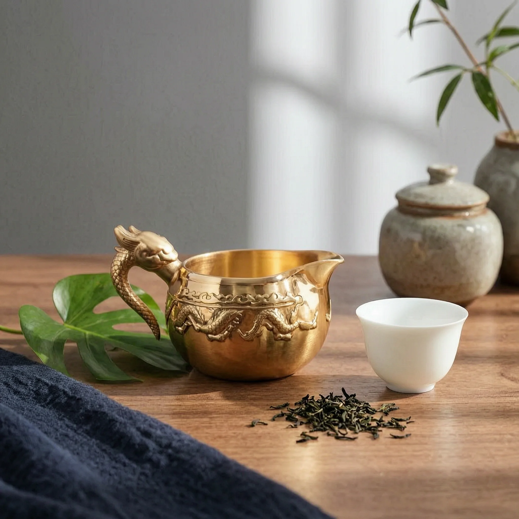 Gongfu Tea Pitcher Handled Spouted Tea Fairness Cup Brass Finish Tableware for Chinese Style Tea Serving