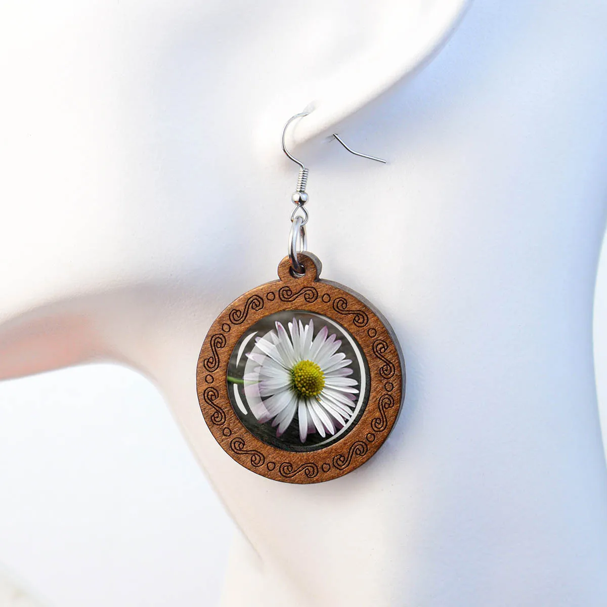 1pair Exquisite Daisy Bouquet Theme Pattern Wooden Engraved Drop Earrings Glass Cabochon Dangle Earrings Women Accessories Gift