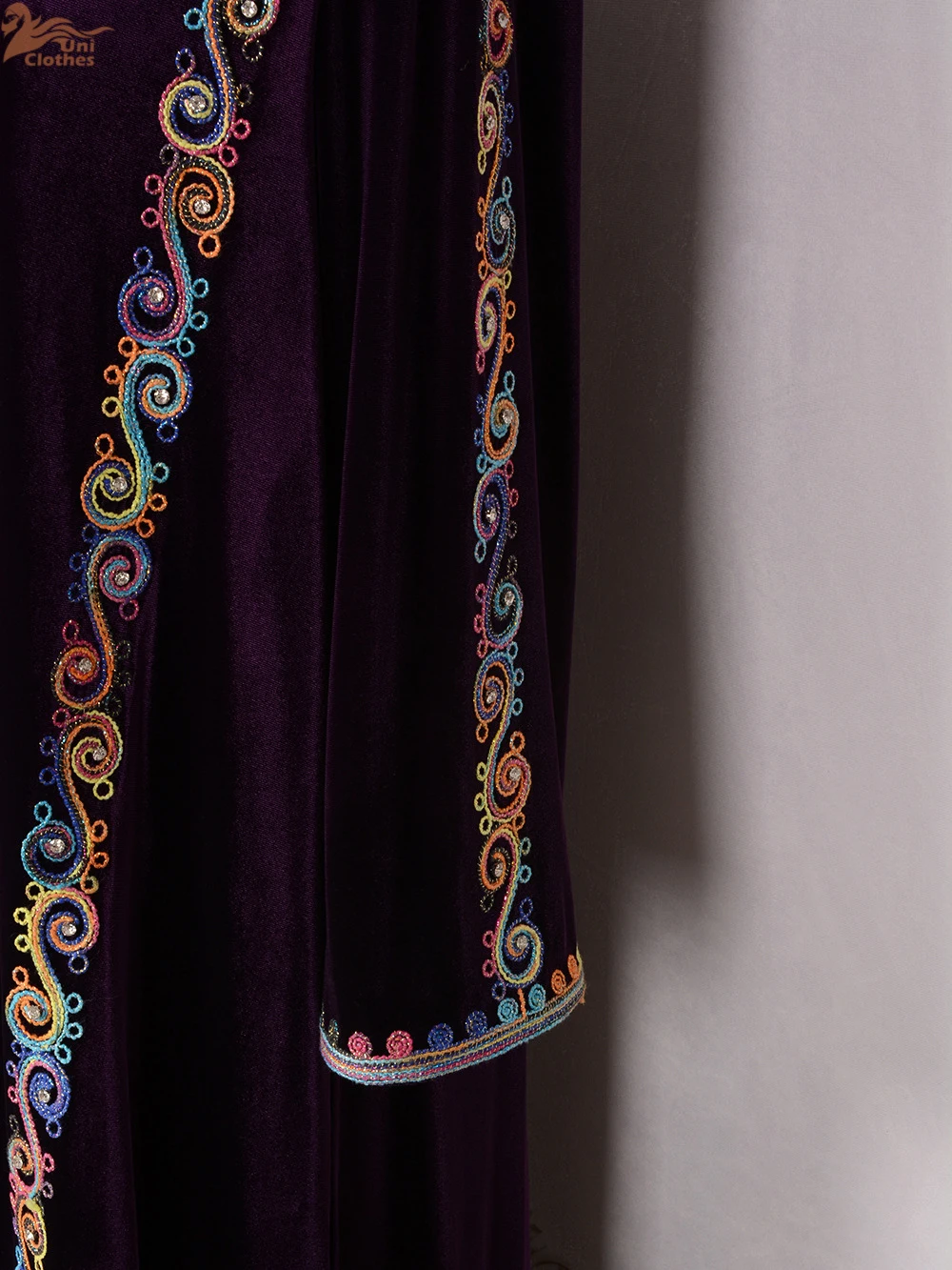 Uni Fashion Solid Muslimischen Kleid Frauen Stickerei Casual Samt Abaya Marocain Türkische Robe Femme Langarm Maxi Vestidos