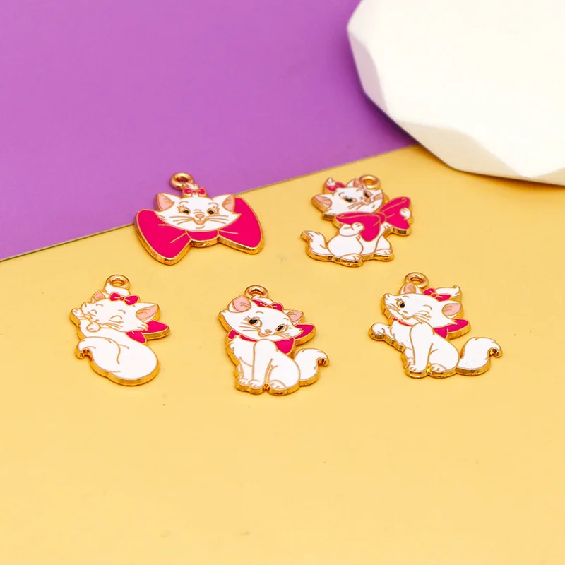 Disney Marie Cat Charms Cute Cartoon Multicolor Anime Enamel Gold Color Metal Pendants DIY Necklace Bracelet Jewelry Making Gift