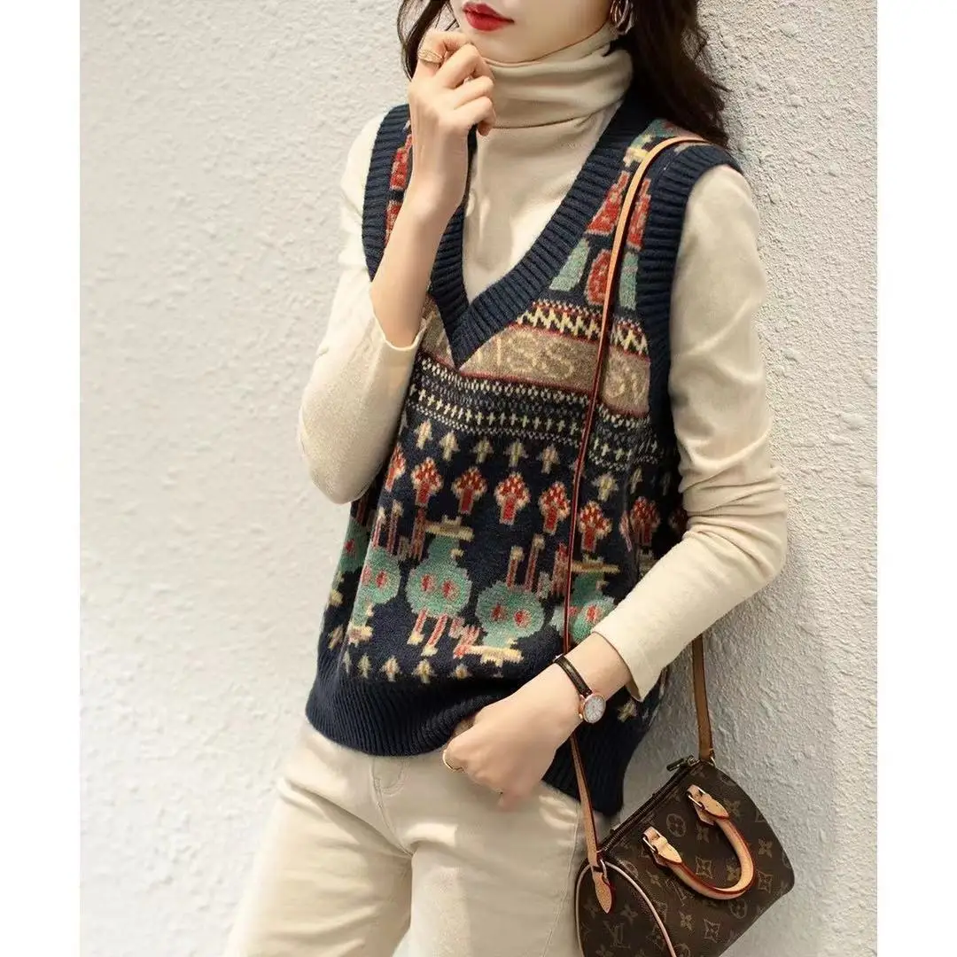 

V-Neck Knitted Sweater Vest Women's Fashion Brand New Style Printed Design Autumn Warm Cotton Loose Fit Korean Commute Style