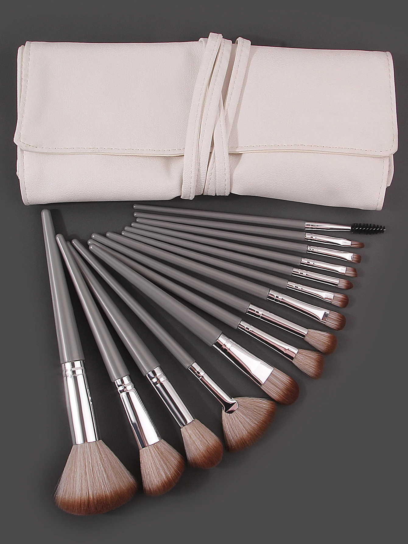 14-piece Premium Makeup Brush Set with Soft Bristles,Including Powder, Blush and Eyeshadow Brushes,with a Portable Storage Pouch