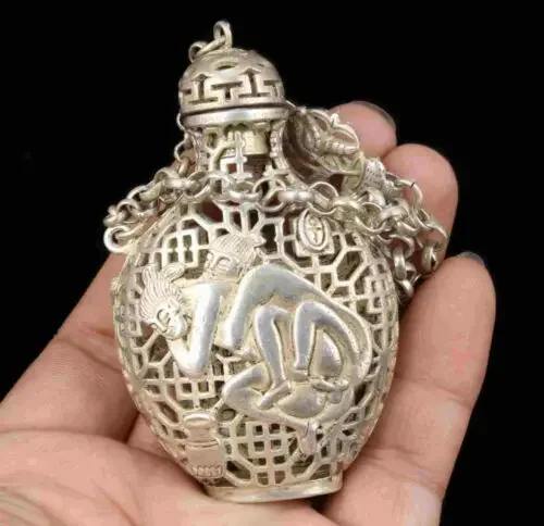 

China Hand Carved Figures Tibetan Silver Hollow Out Perfume Satchel Snuff Bottle