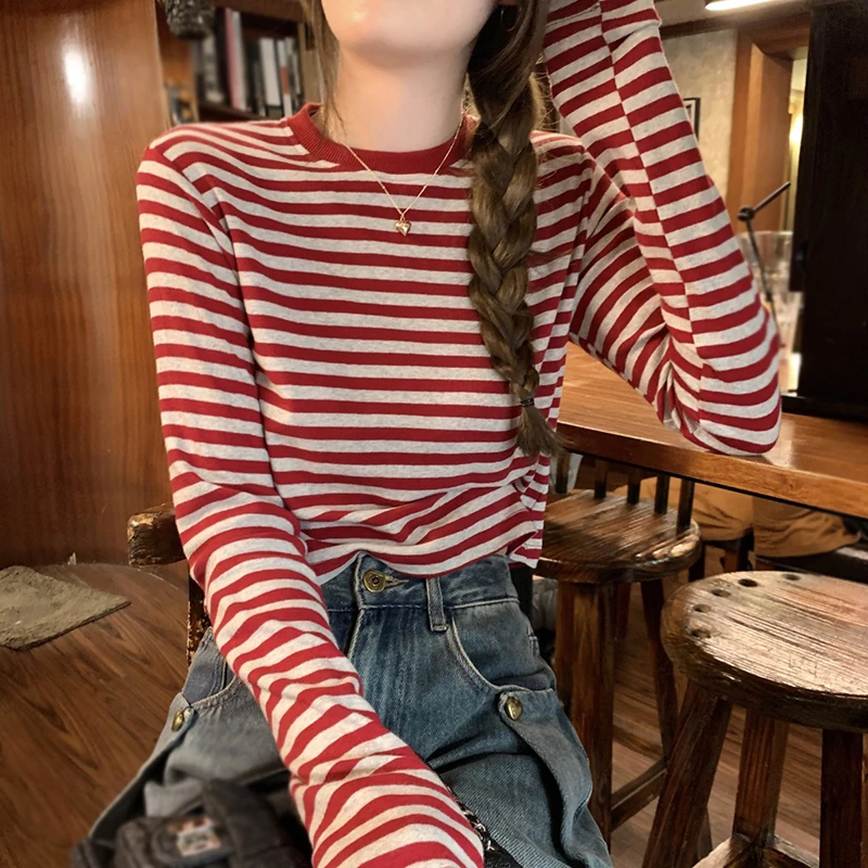 Spring And Autumn Round Neck Contrast Stripe Casual Fashion Versatile Long Sleeved T-Shirts Shorts Student Top Red Stripe