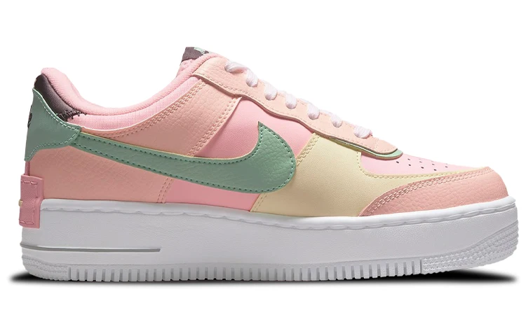 Nike-Baskets Air Force 1 Shadow "Arctic Punch", chaussures de sport