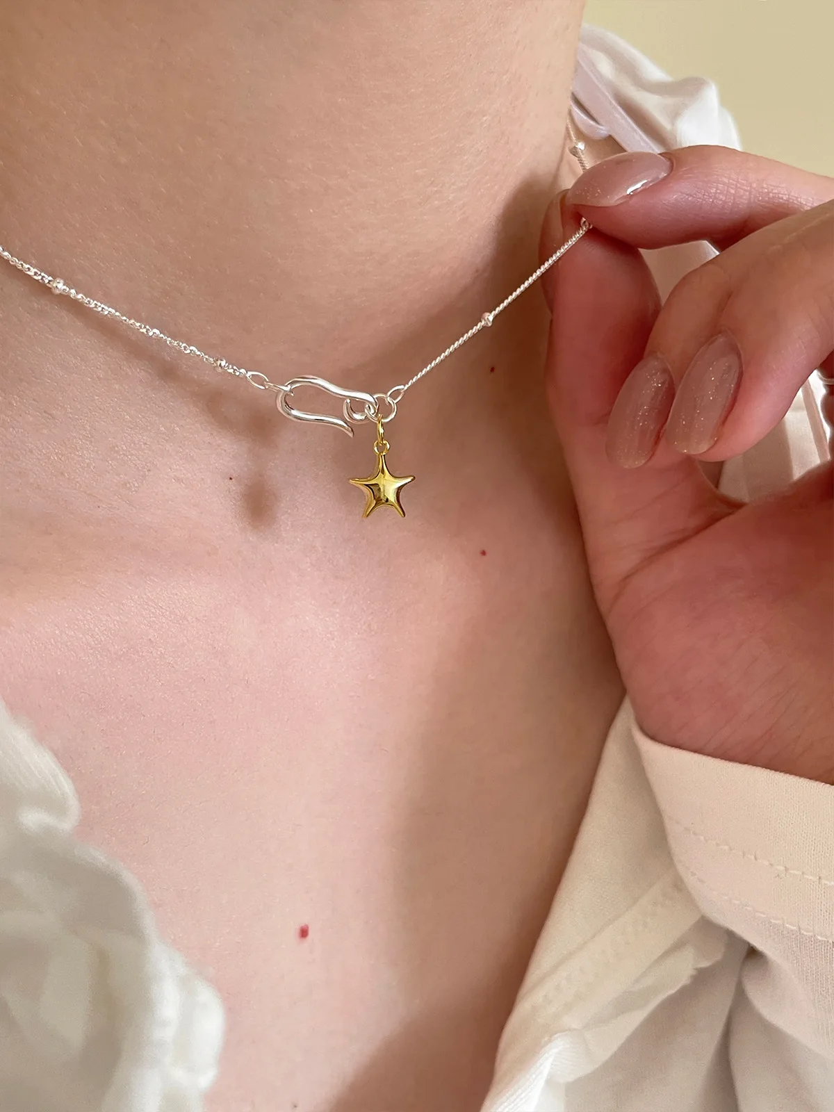 PANJBJ 925 Sterling Silber Goldene Stern Halskette für Frauen Schlange Knochen Kette Persönlichkeit Perle Anhänger Schmuck Geschenk Dropshipping – Detail 1