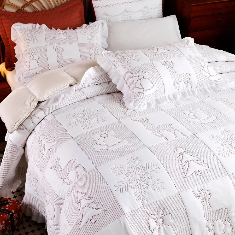 

Christmas Quilts Set Queen Size 3 Piece Patch Bedding Set Reversible with 2 Pillow Shams Bedspread Coverlet Lightweight Soft Be