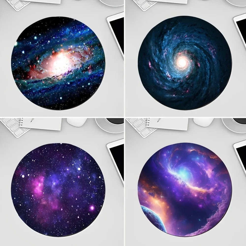 Galaxy Mousepad Rubber Small Speed Version Game Computer Keyboard Office Table Mat PC Laptop Mouse mat Writing Desk Mats