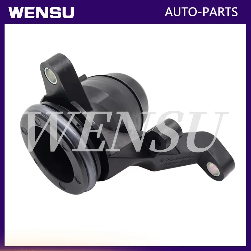 

LR013165 Нижний разъем водопроводной трубы двигателя для Land Rover LR4 Discovery 4 2010-2016 Range Rover 2013-2021 3.0T V6 Diesel