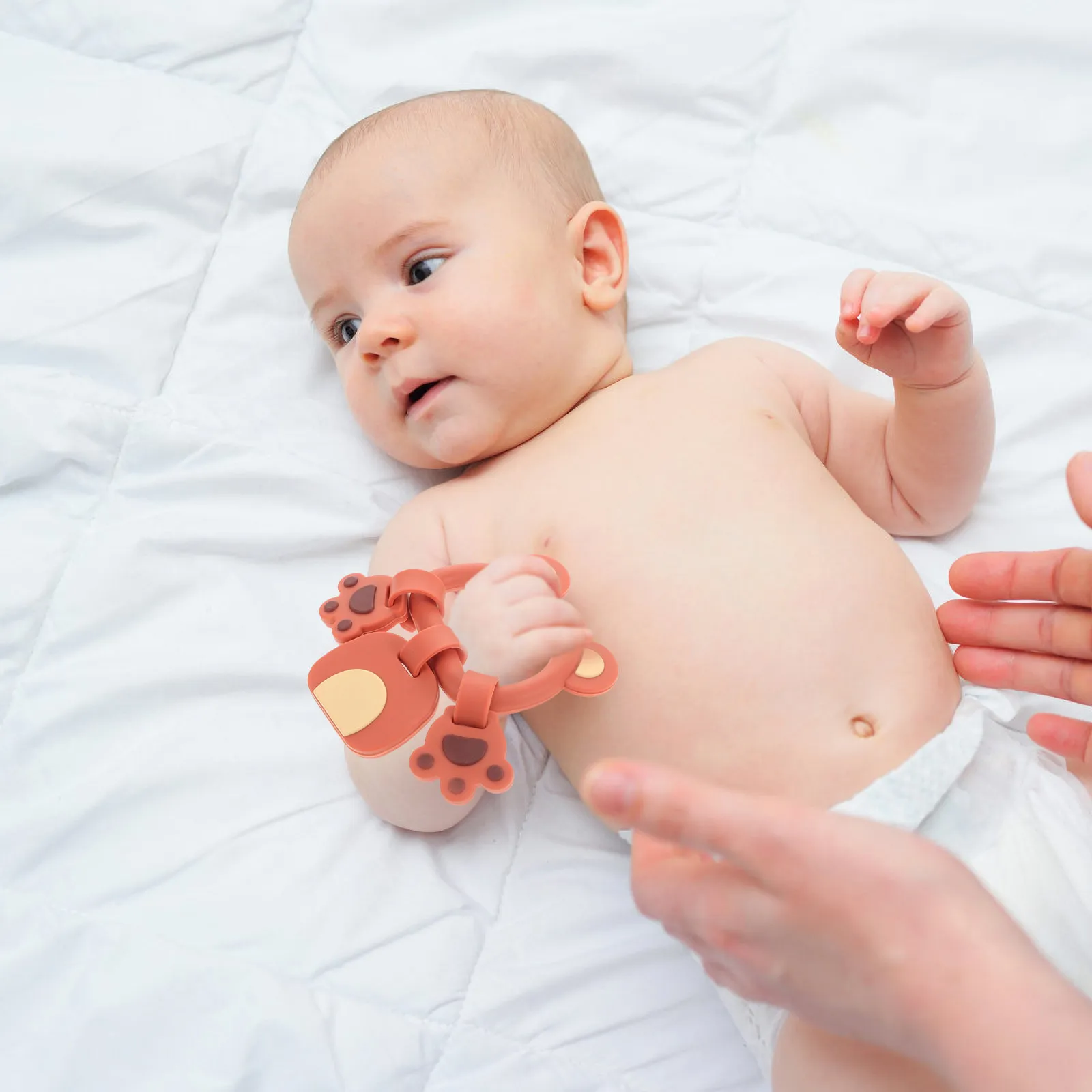 

Baby Teething Bracelet Silicone Chew For Infants 0-6 Months Cute Bear Shape Soothing Ring Hand Chew Mitten Rattle