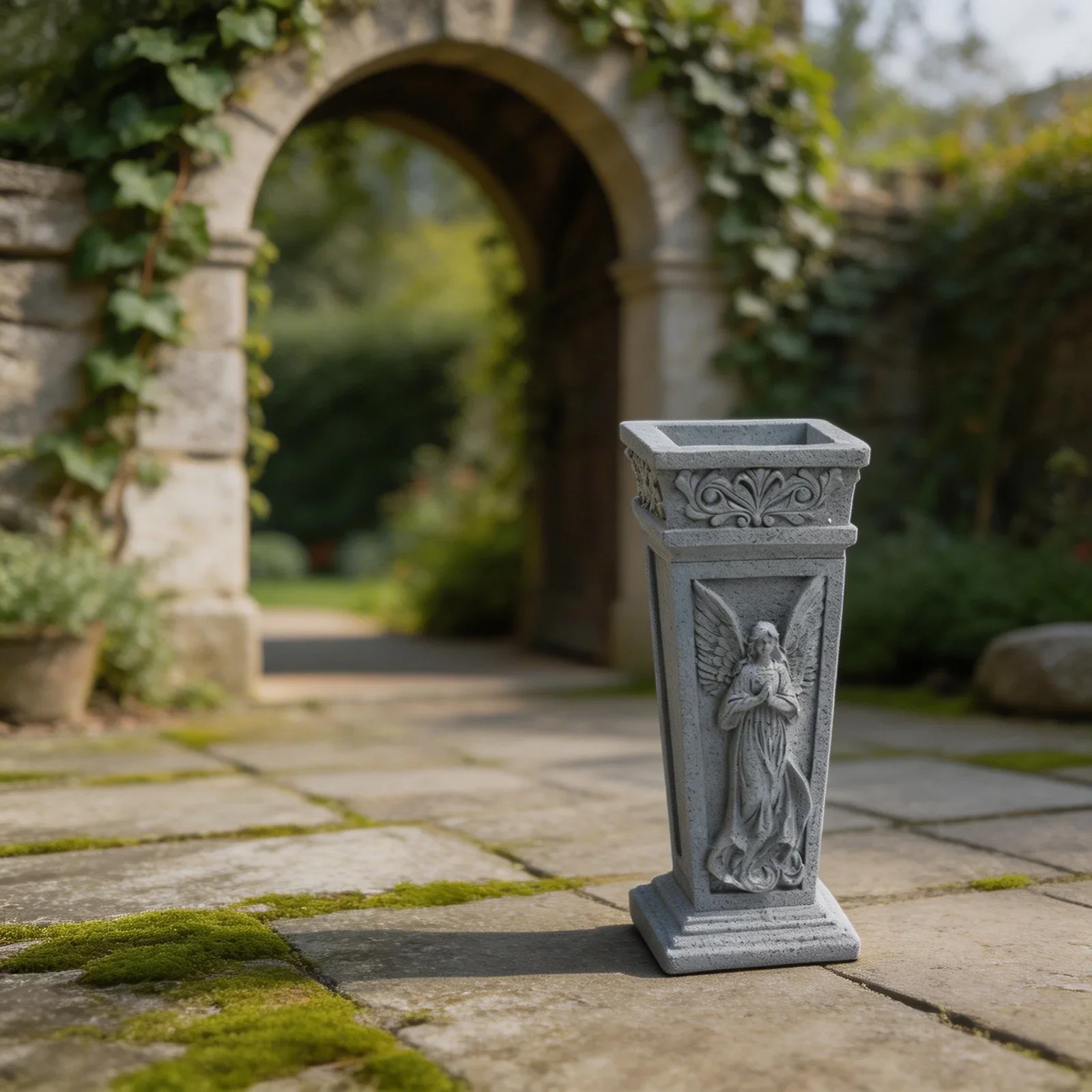 Drainage Design Flower Vase Outdoor Decoration Resin Cemetery Vase Drainage Hole Feature Multi-Purpose Decoration