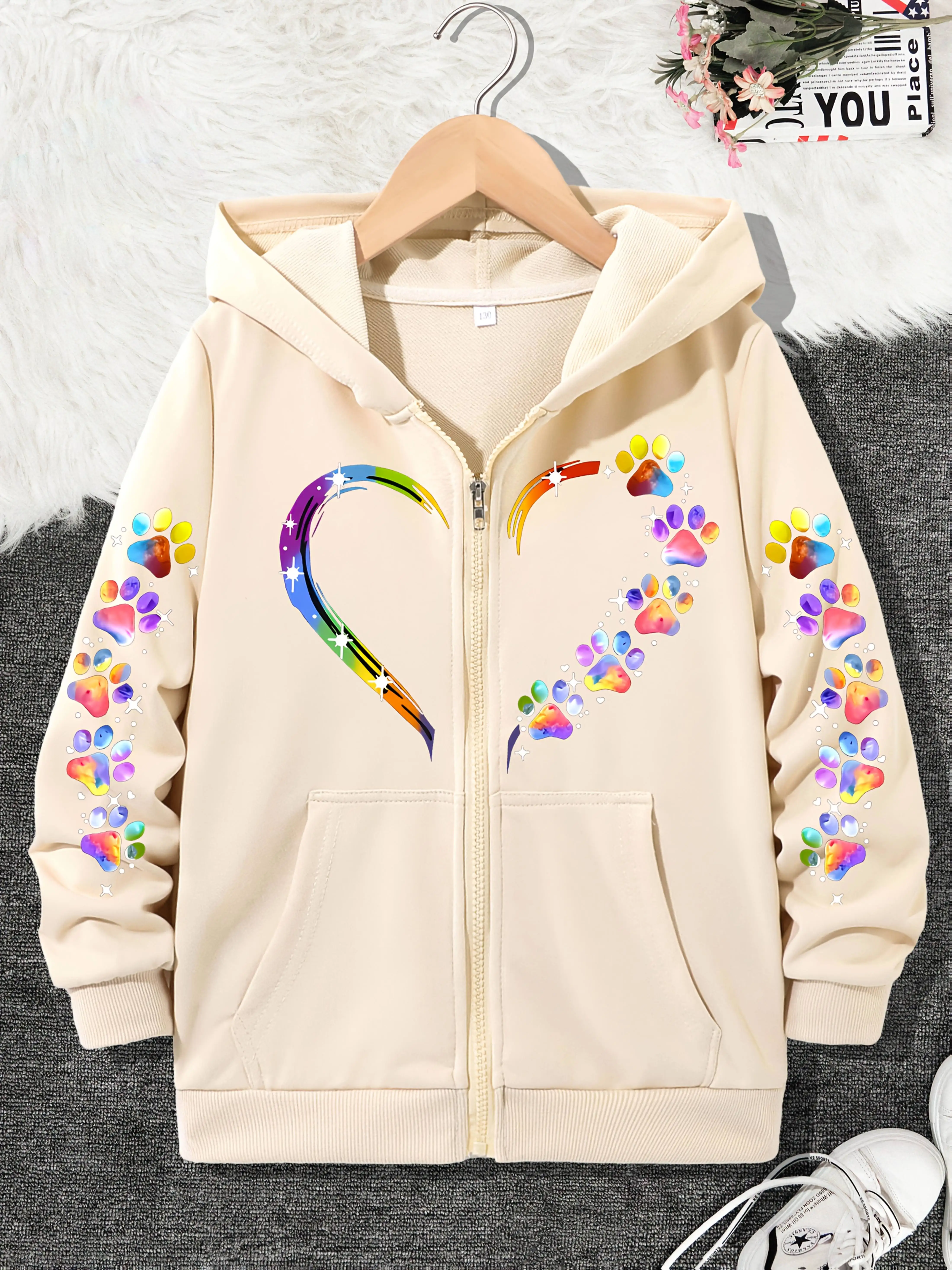 Cat Paw Print Heart-Shaped Multicolor Pattern with Sleeves Trendy Hoodie Jacket Comfortable Skin-Friendly Spring Autumn Style