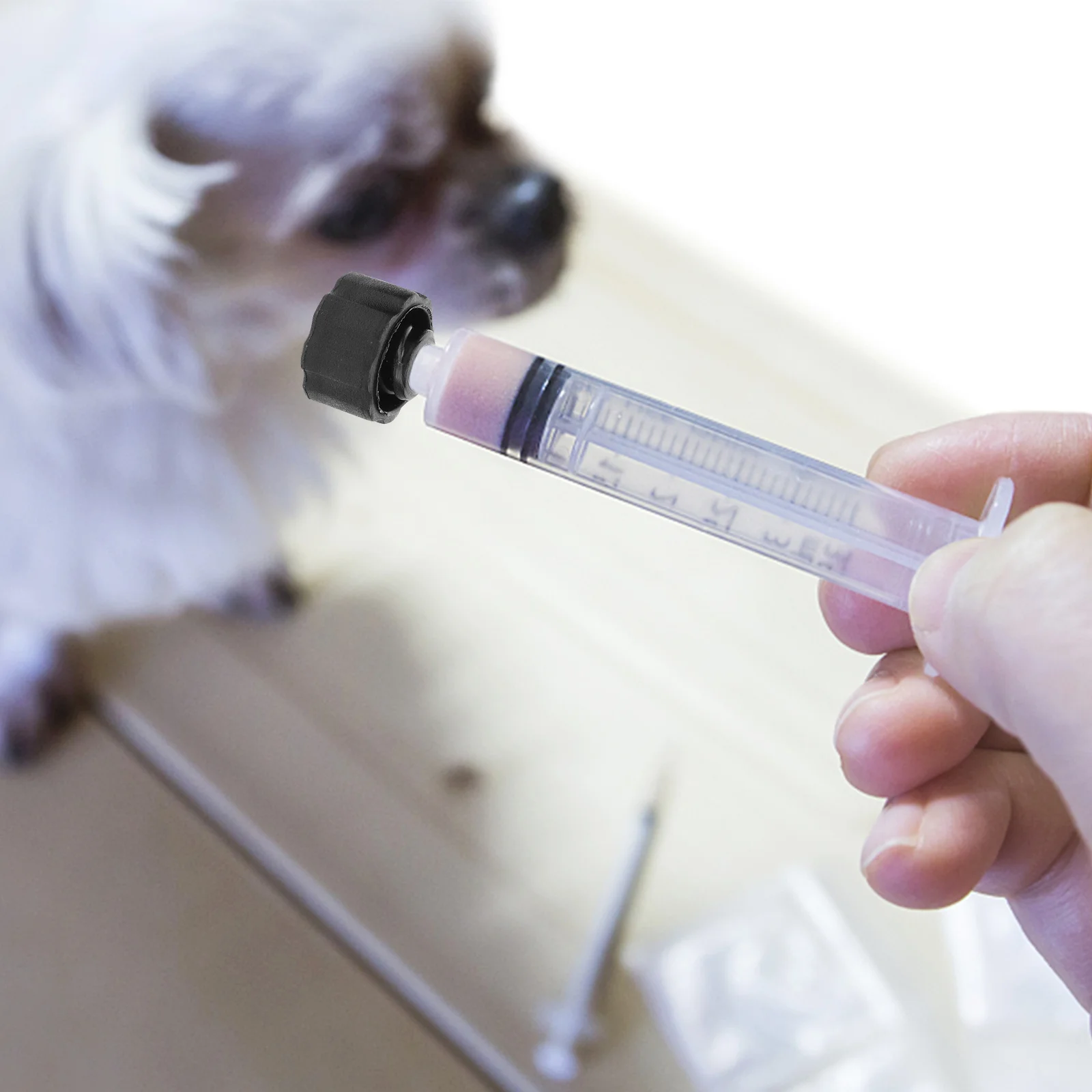 

50Pcs Dispensing Needle Tip Cap Leak Proof Syringe Plug Caps Compatible with Most Syringe Sizes Use