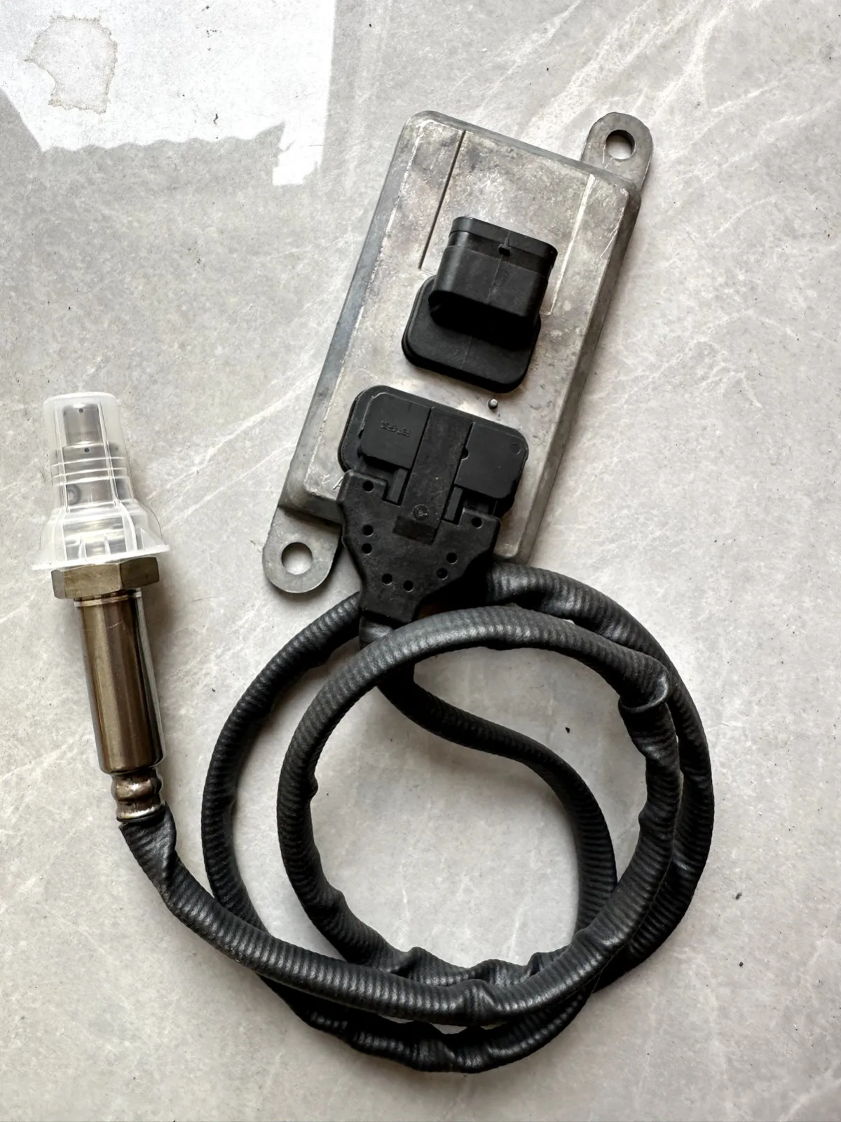 

FOR HINO TRUCK NOX NITROGEN AND OXYGEN SENSOR 89463-E0480 89463E0480
