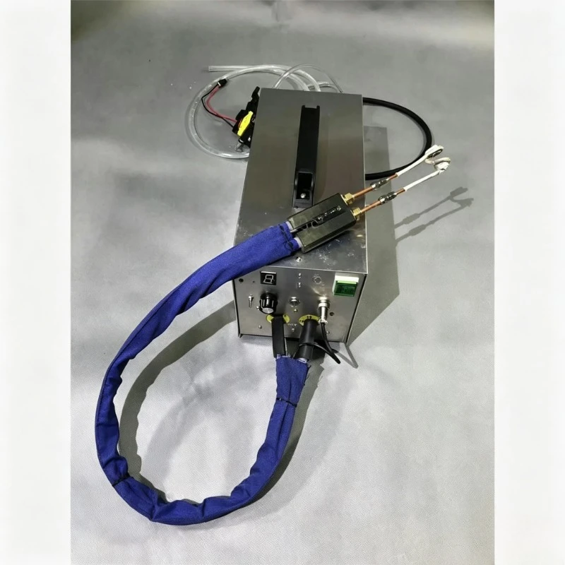 Handheld high frequency induction heating machine, copper pipe welding, aluminum pipe iron pipe