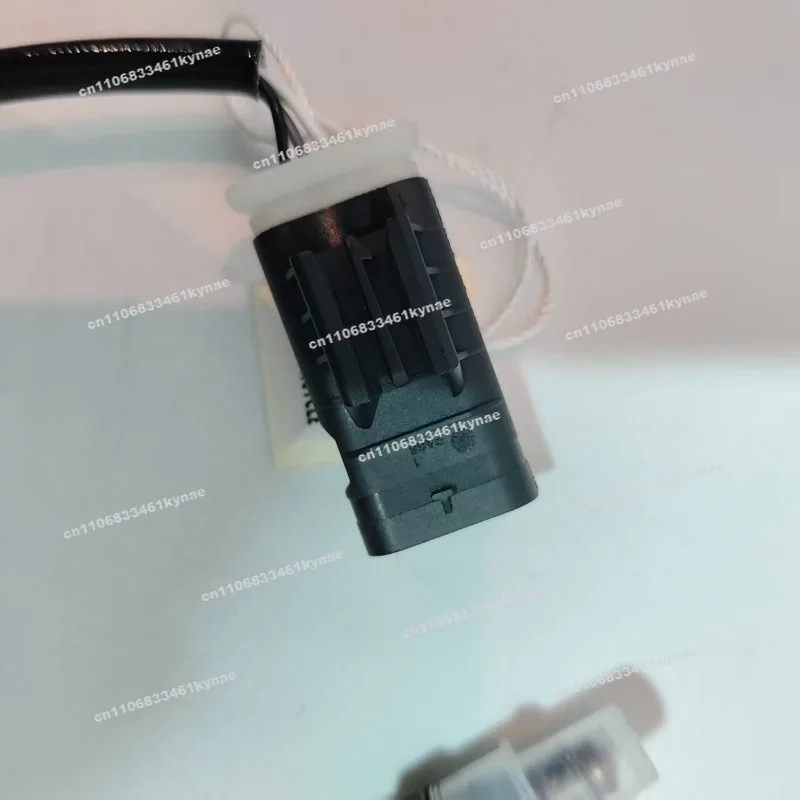 Applicable To for BMW Motorcycle 1250GS Exhaust Pipe Oxygen Sensor Front and Rear