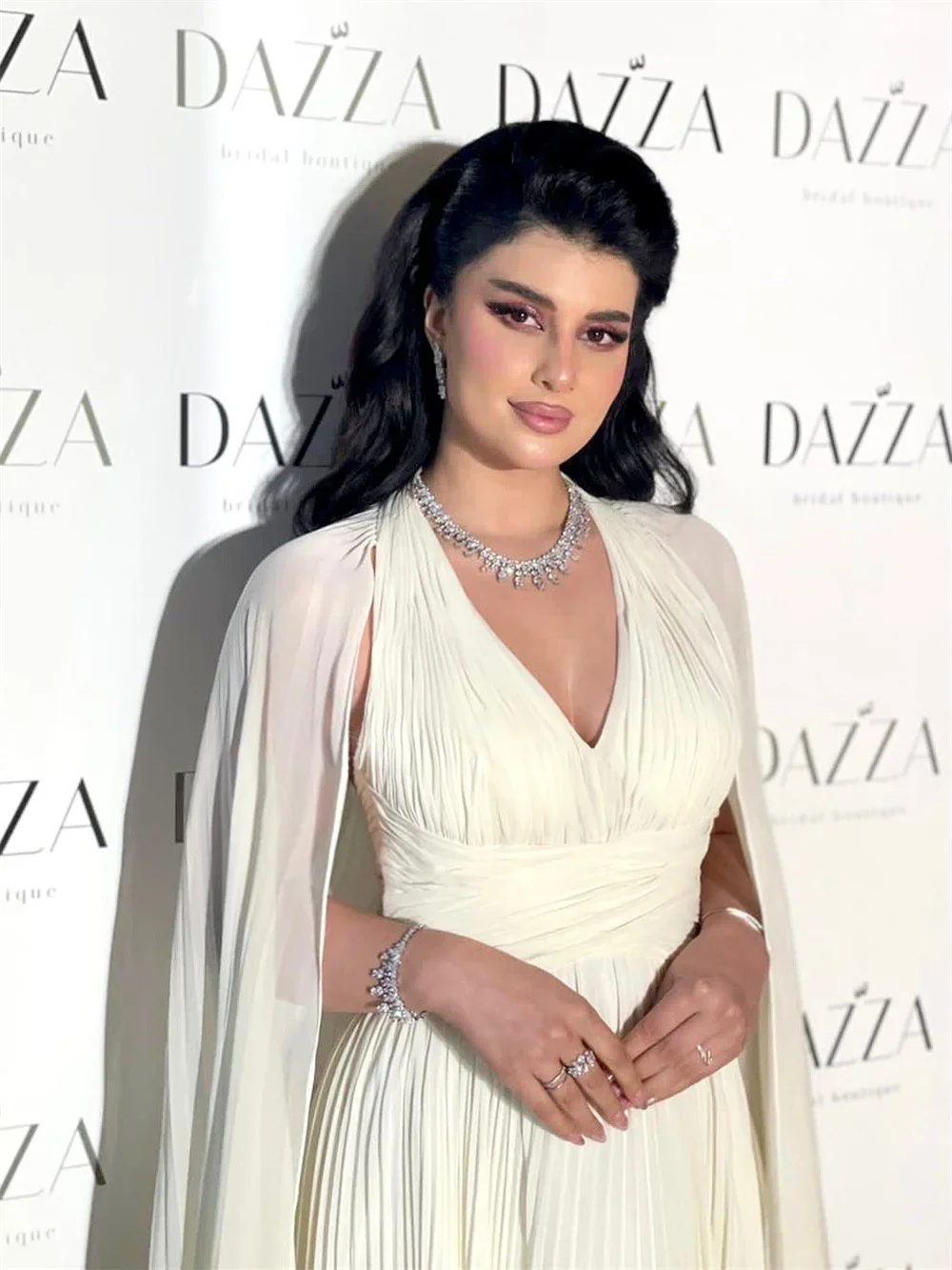 Customized Luxury Ivory Cape Sleeve Chiffon Evening Dress Elegant V-neck A-line Party Dress  Elegant High Quality Formal Cla