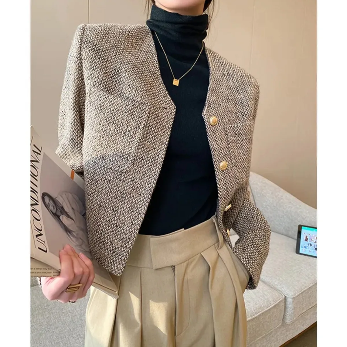 

Карамельное пальто для женщин: модная осенняя новинка 2026 года, элегантная шерстяная верхняя одежда из высококачественного полиэфирного волокна