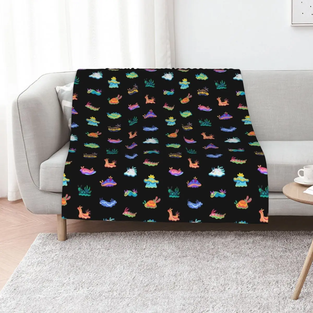 

Sea slug - black Throw Blanket Baby Luxury Brand Warm Sofas Blankets