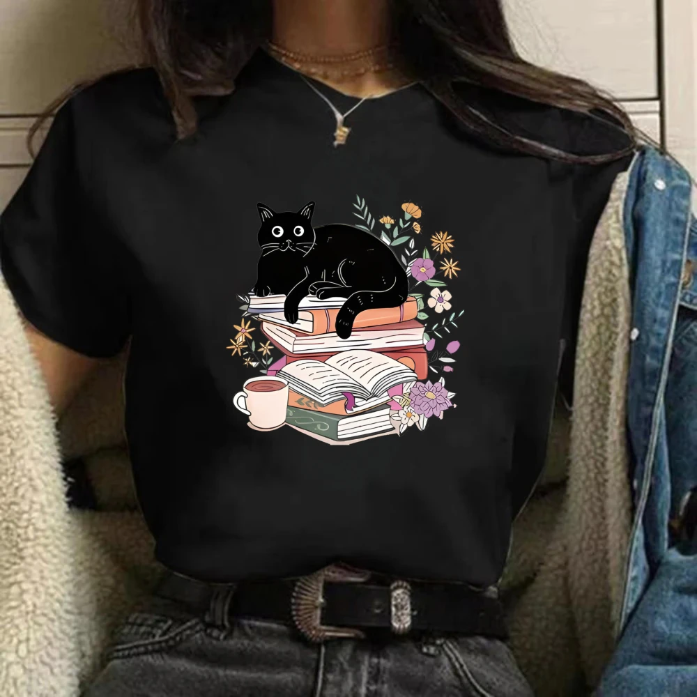 European American Style Reading Cat Theme Oversized T-Shirt, Black Cat Book Graphic Cotton Tee, Street Fashion Casual Top