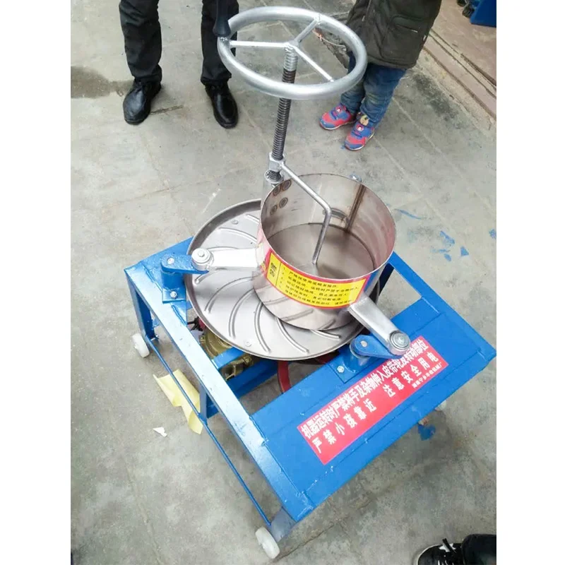 

Electric tea kneading machine, household tea making machine, kneading equipment, automatic tea frying machine